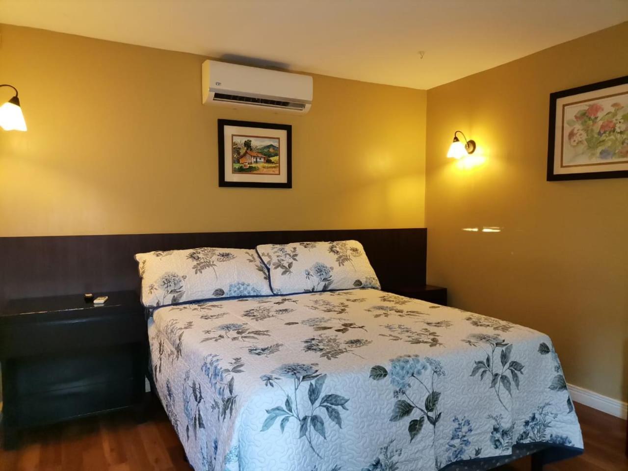 Airport Costa Rica B&B Río Segundo Eksteriør bilde